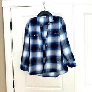 Old Navy blue/black/white flannel shirt XL